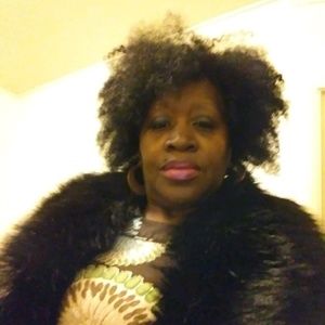 Meet your Posher, Joyce